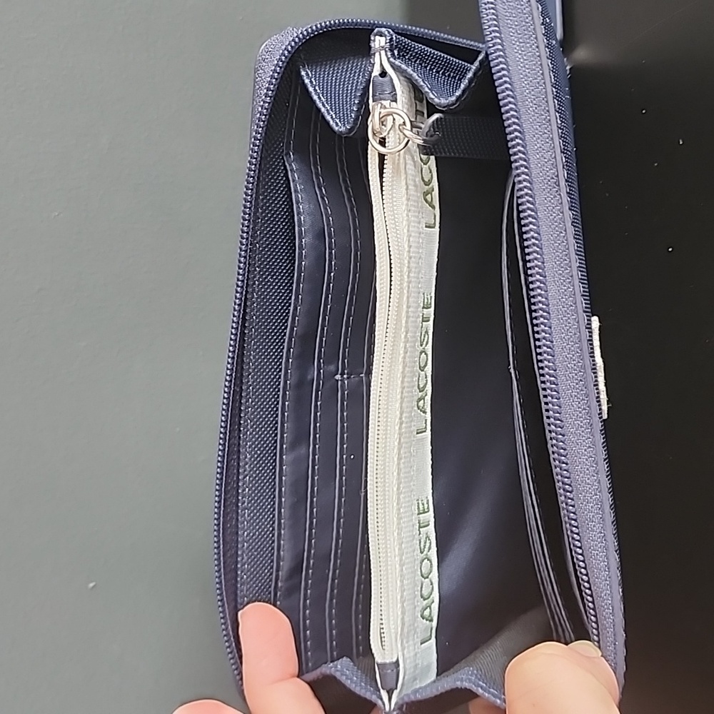 Lacoste Women's L.12 Concept Petit Pique 12 Card Zip Wallet - Picture 2 of 4